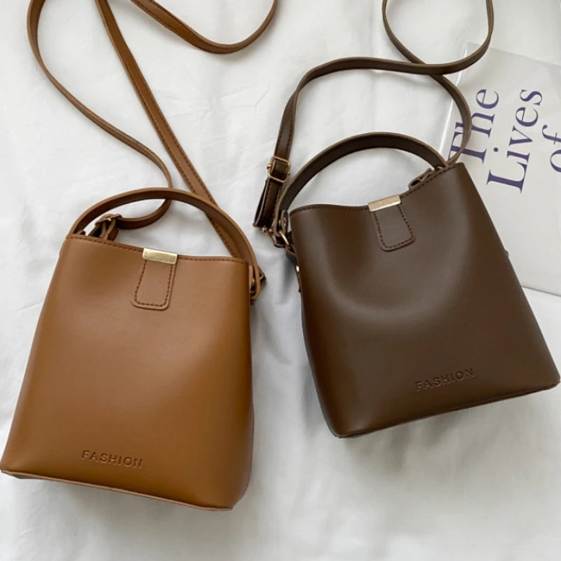 CÉRA - 
Women PU Leather Handbag Casual Tote Bag Lady Messenger Shoulder Bag Brand Design Female Totes Bolsa Black