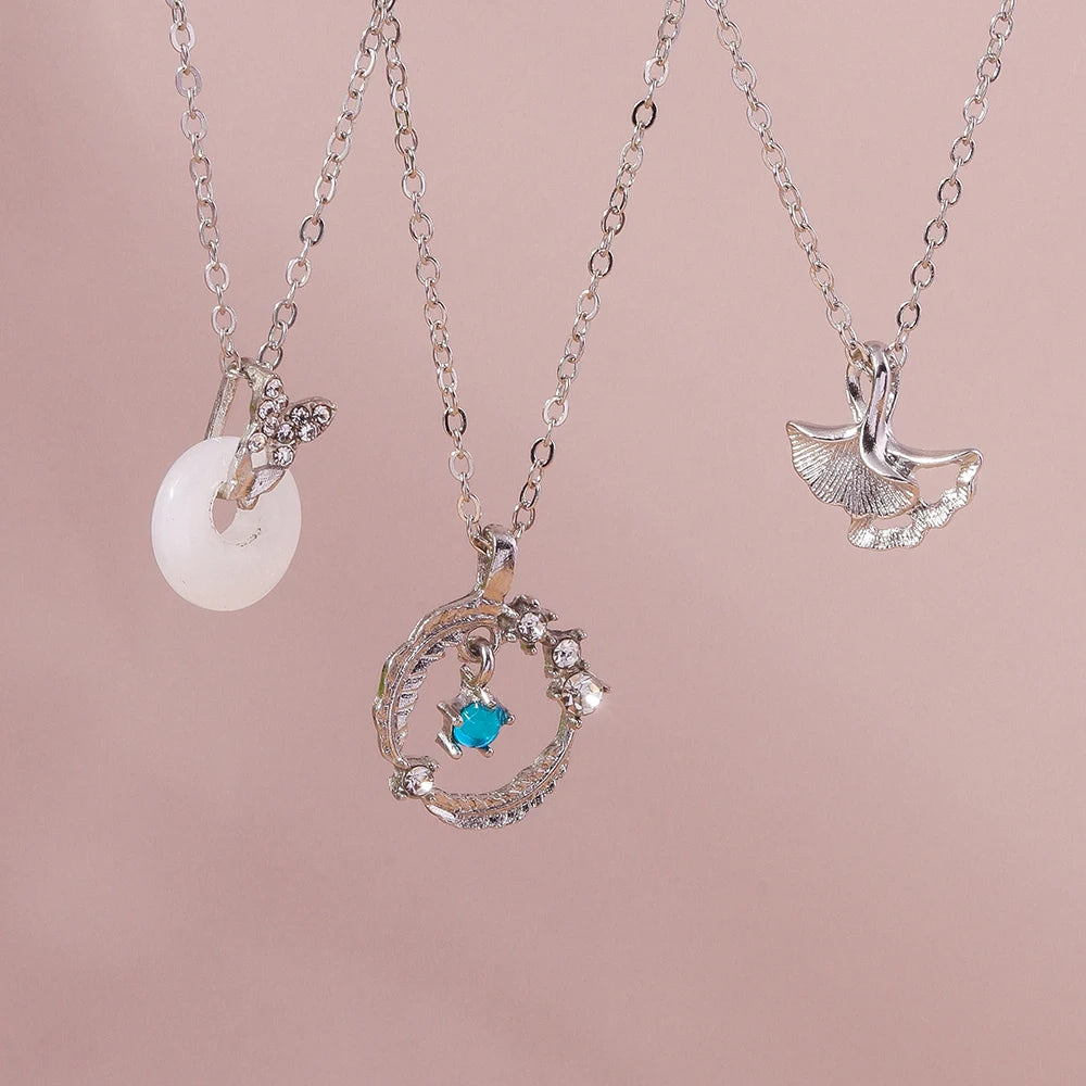 Aurivelle - Y2K Crystal Butterfly Heart Necklace Fashion Kpop Shiny Clavicle Chain Necklaces for Women Girls New Trend Party Gifts Jewelry