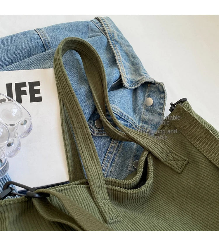 TARO - 
Fashion Versatile Shoulder Bag College Wind Commuting Corduroy Square BagUnisex Large Capacity Leisure Portable Crossbody Bag