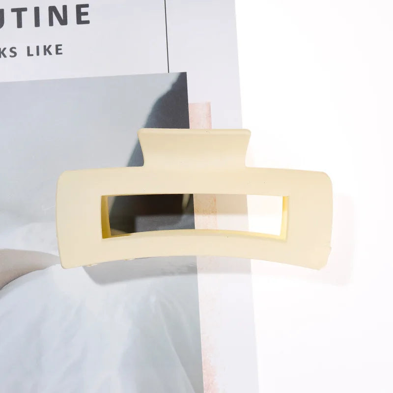 Veloura - 4Pcs/Set Women Girls Claw Clips Coffee Black Hair Claw Nonslip Crab Hairpins Barrette Fashion Hair Accessories Gifts