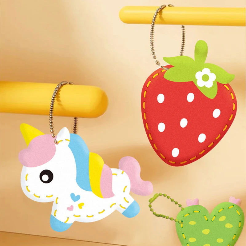 Sewing Kit for Beginner Kids Arts Crafts Cute Cartoon DIY Projects of Stuffed Animal Dolls Pendant Shoulder Bag Threaded Toys