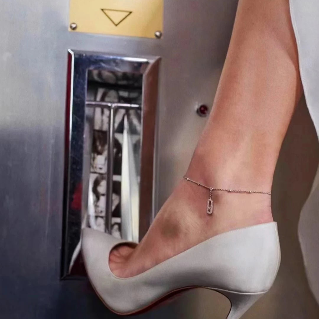 AUREVÉ - 
925 sterling silver 18K gold classic women's diamond ankle chain with moving diamonds. Luxury jewelry gifts