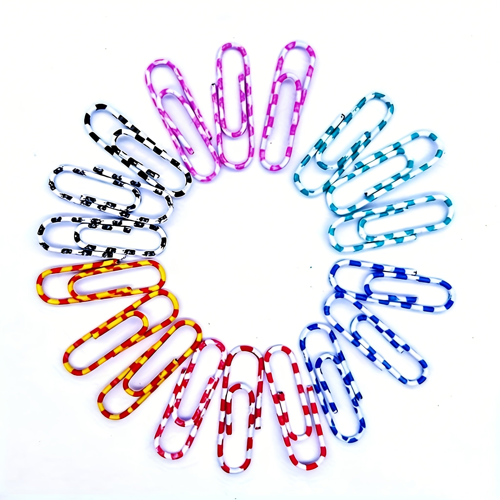 100pcs Multifunctional Colorful Pattern Paper Clips, Durable and Non-Slip, Suitable for Decorative File Organization in Office, Home, and School Diary Supplies